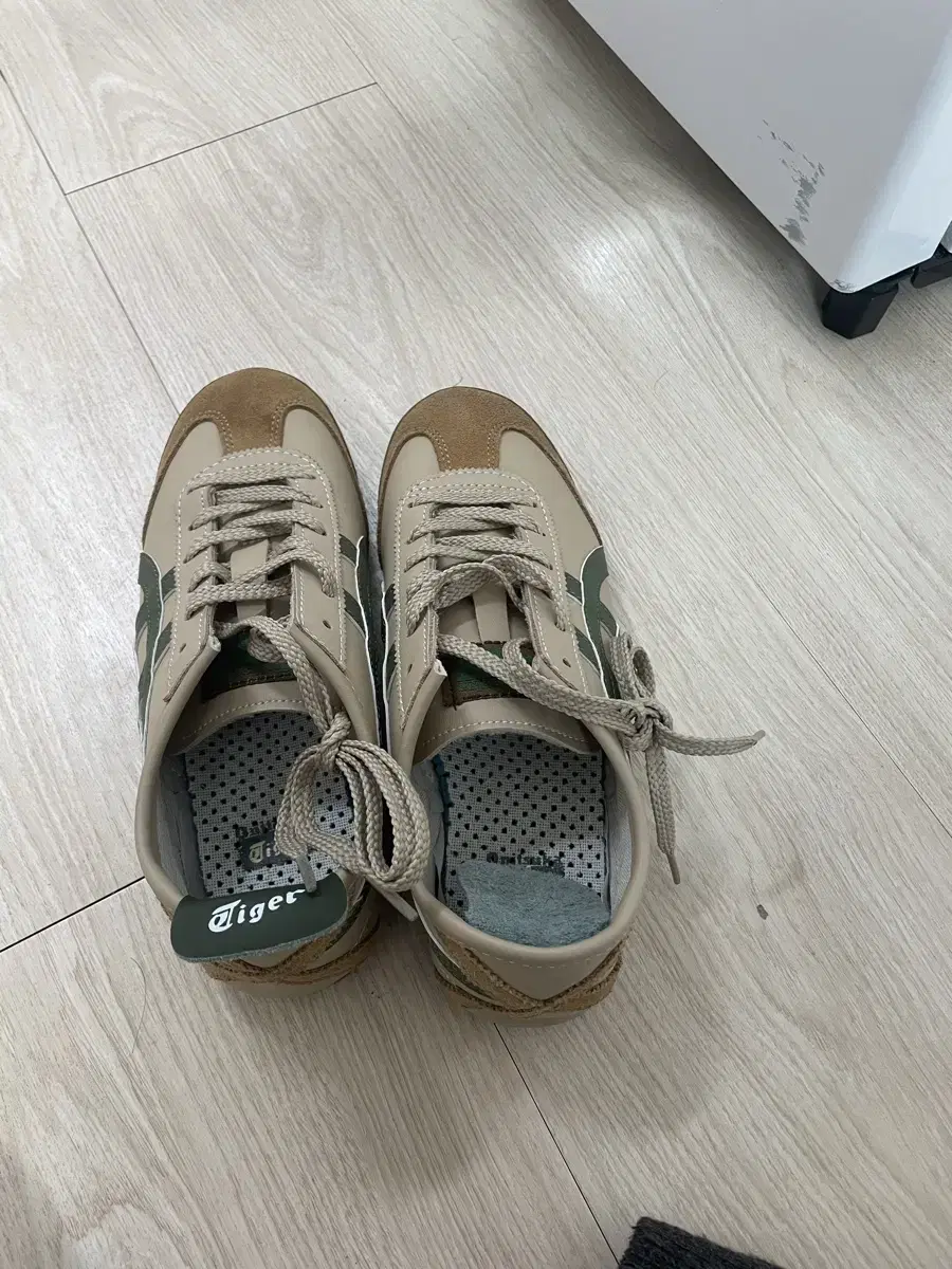 오네츠카타이거 신발 팔아요. Onitsuka Tiger Mexico 66